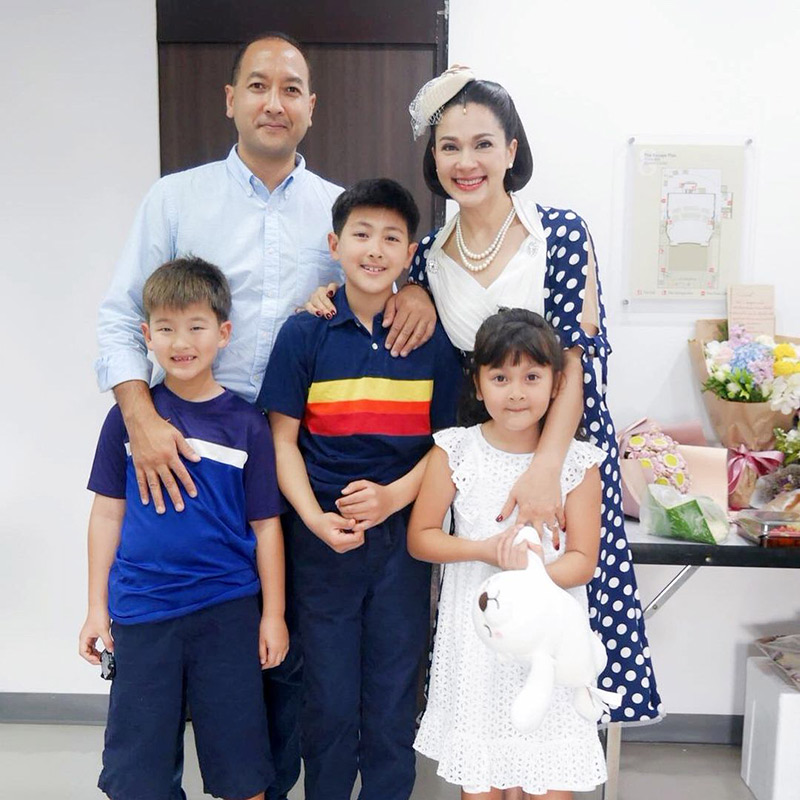 แหม่ม สงกรานต์