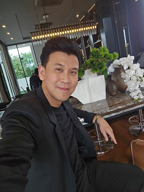 เบียร์ ใบหยก ประวัตินักธุรกิจไฟแรง ทายาทตึกใบหยกรุ่นที่ 3 ที่หลายคนจับตามอง