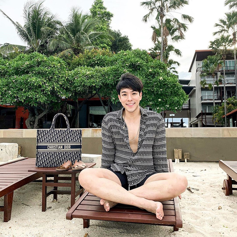 ภูผา นพวิชญ์ 