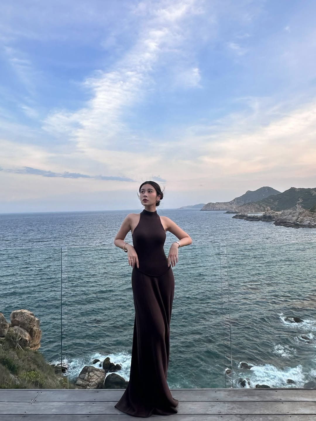 เก้า สุภัสสรา อวดลุคเซ็กซี่ซู่ซ่าริมทะเล