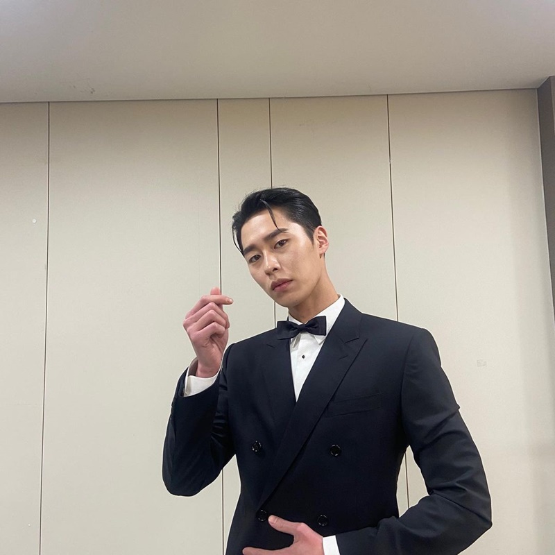 อีแจอุค lee jaฟอีแจอุค ประวัติ lee jaewookewook