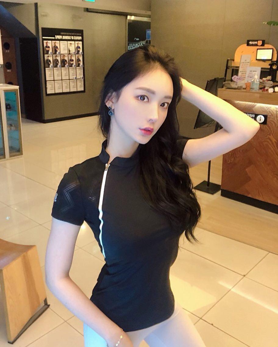 Jung Ayoon