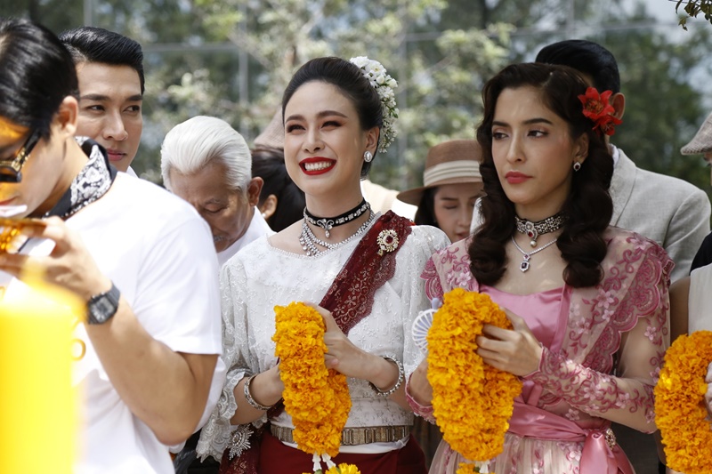 เรือนร่มงิ้ว