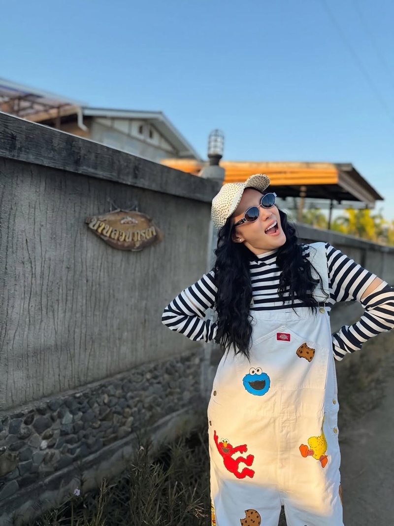 เมย์ เฟื่องอารมย์