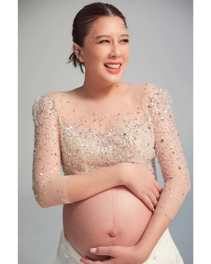 บี มาติกา, ดาราท้อง