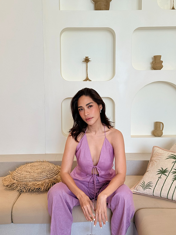 พลอย เฌอมาลย์