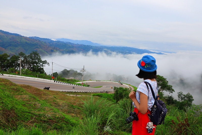 ถนนเลข 9 ภูเก้าง้อม 