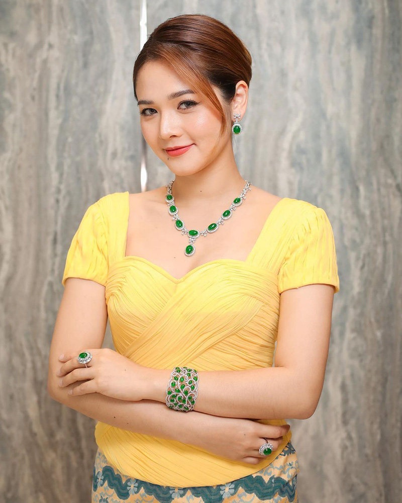 ลูกแก้ว ศรีกานต์