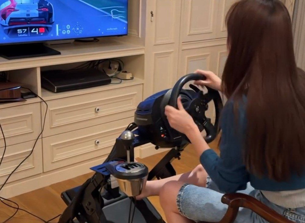 กัน ฐิสา