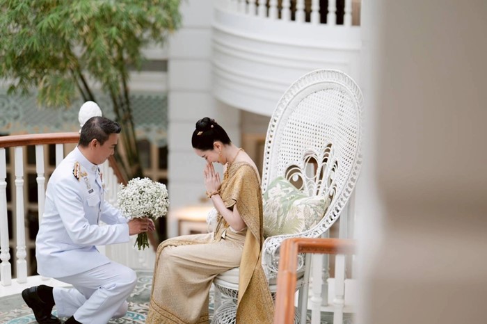 หมวดอ๋อ แต่งงาน หมอเพื่อน ด้าน แอฟ ทักษอร ร่วมยินดี