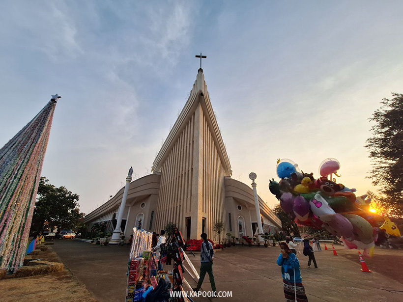 งานประเพณีแห่ดาวคริสต์มาส 2567 สกลนคร