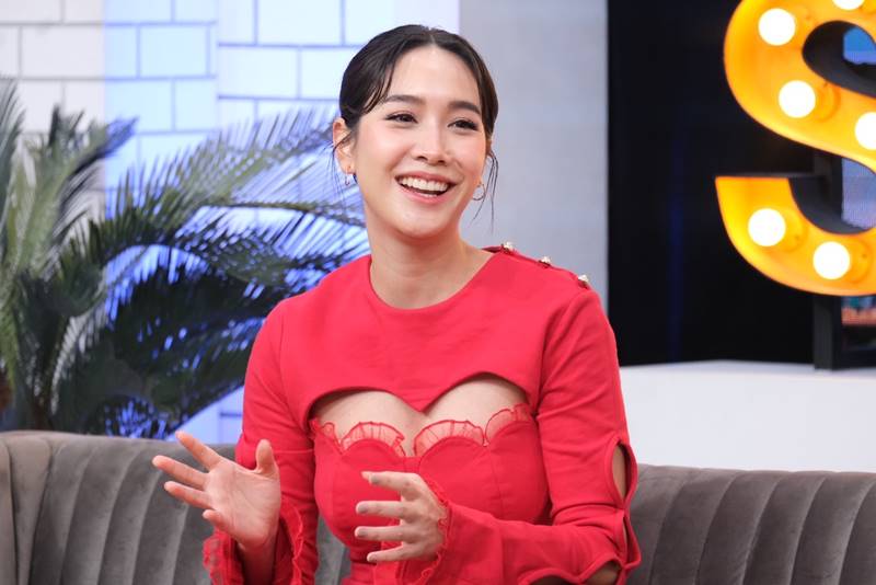 มิน พีชญา