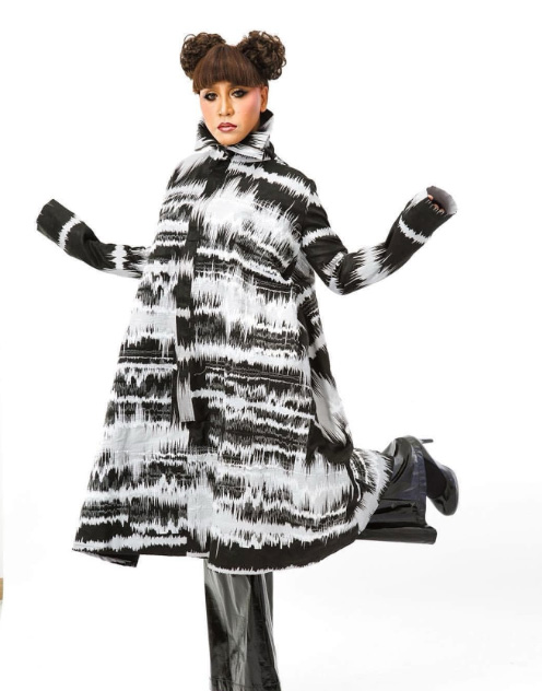 มัม ลาโคนิคส์