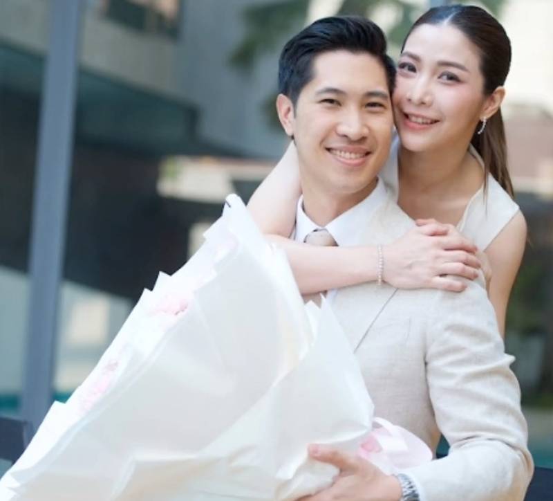 ไฮโซบิ๊ก ขอแต่งงาน