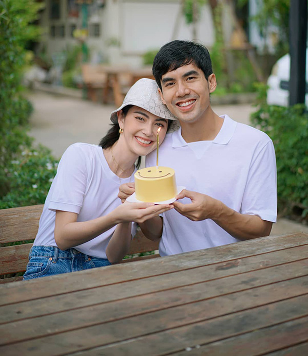 ใหม่ ดาวิกา