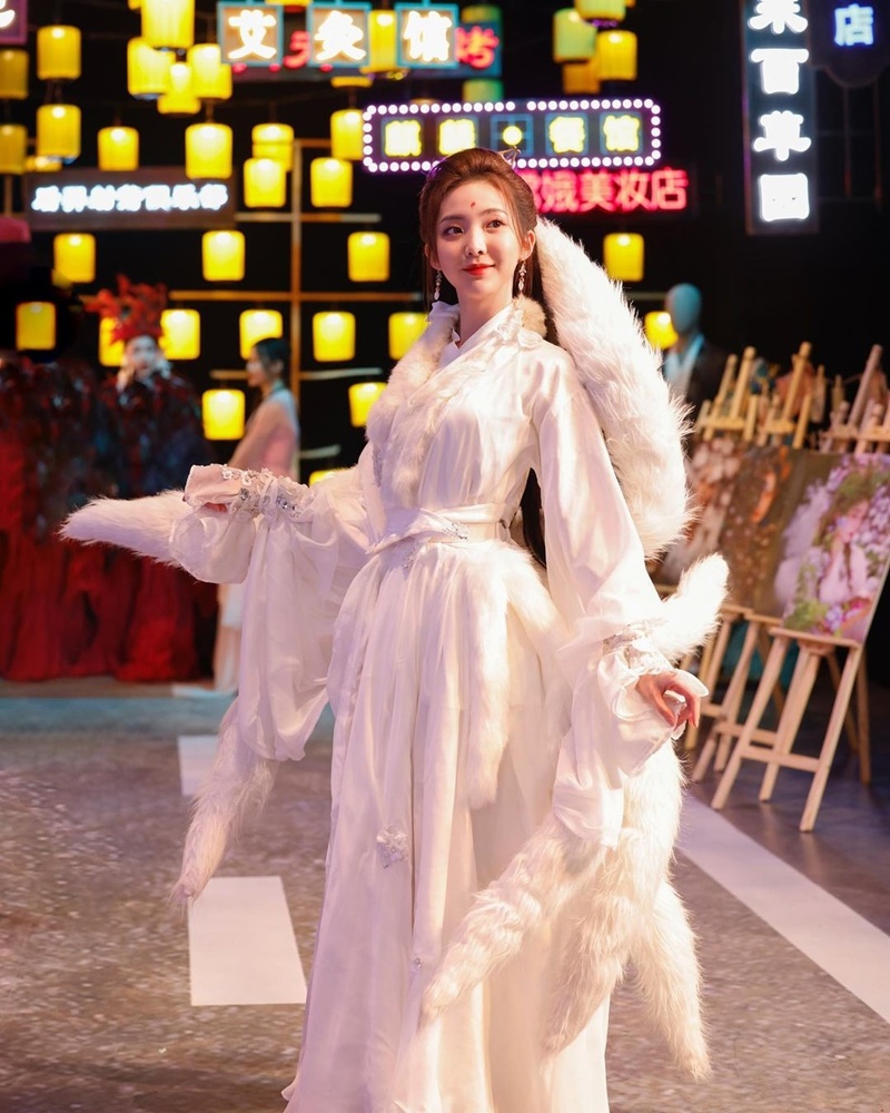 เนเน่ พรนับพัน พรเพ็ญพิพัฒน์