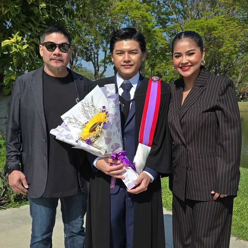น้องภู ลูกชาย ตั๊ก-นุ้ย รับปริญญาแล้ว