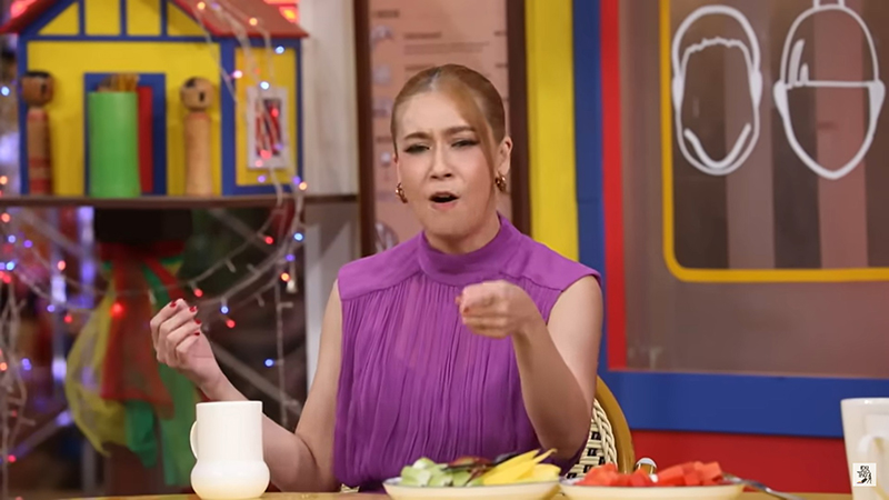 เอมี่ กลิ่นประทุม