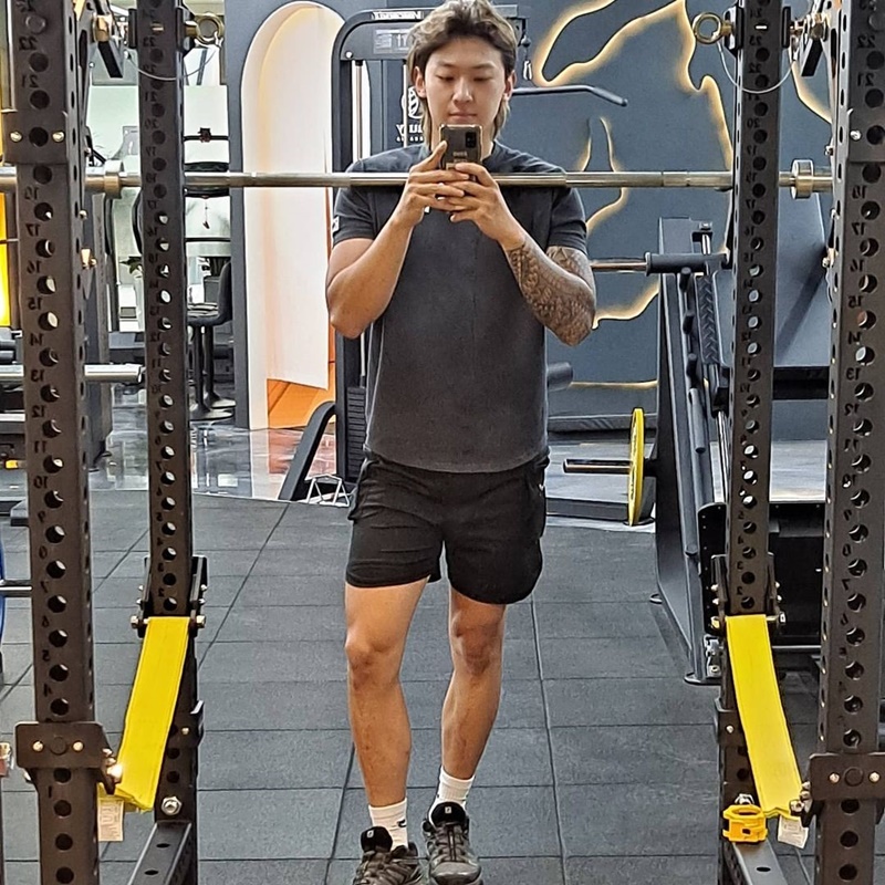 คิมจินยอง kim jin young