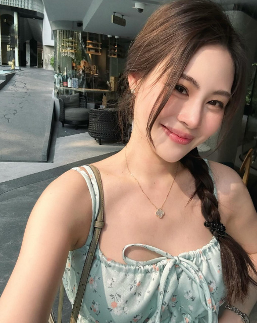 หยิน ฝันดาว ประวัติ