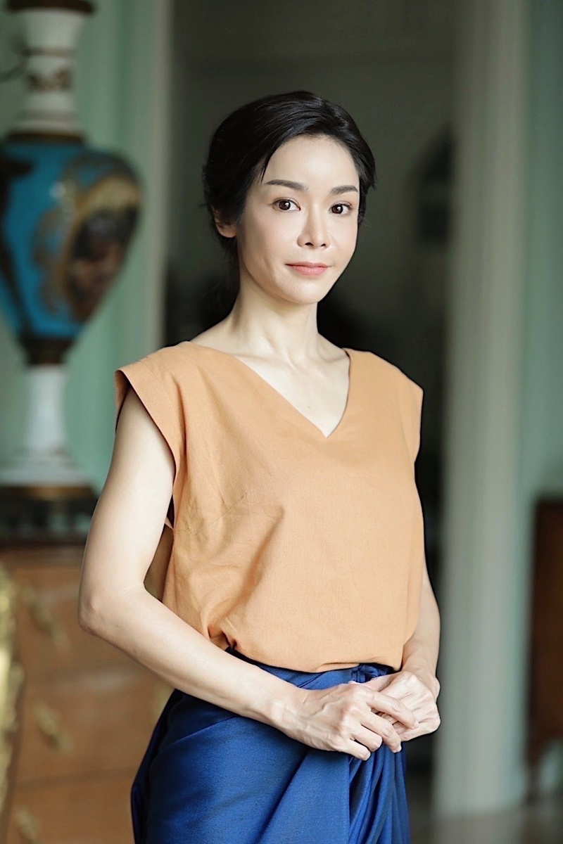 เรือนโชนแสง นุก สุทธิดา