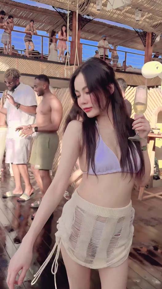 กิ๊บซี่ วนิดา