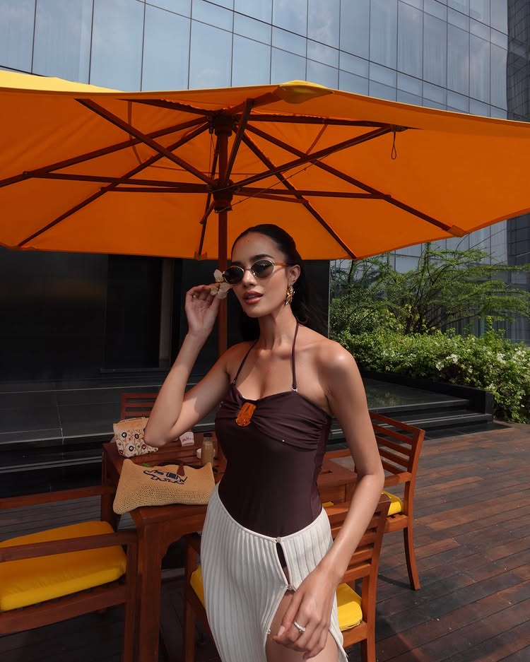 โอปอล สุชาตา โชว์หุ่นสวยสับในชุดว่ายน้ำ ก่อนคว้ามงฯ มิสเวิลด์ 2025