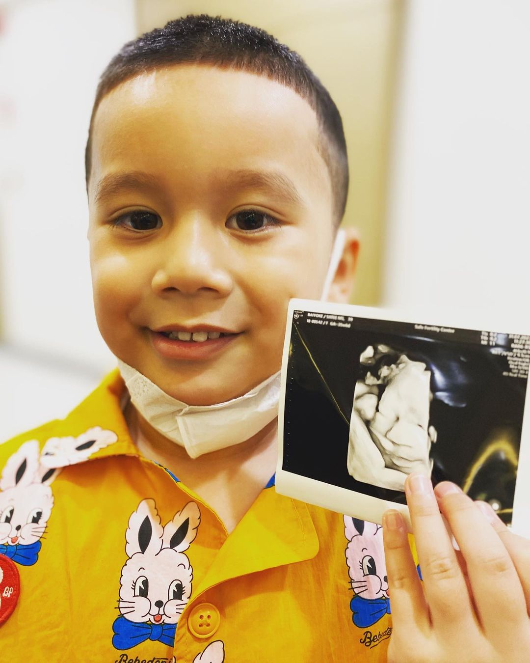 บุ้ง ใบหยก