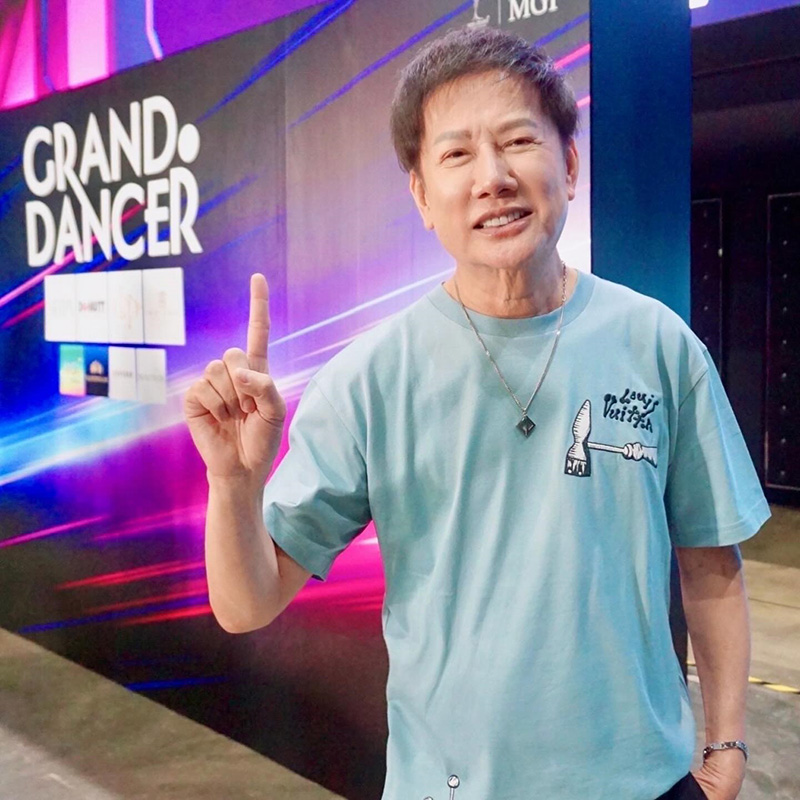 อุ้ม ทวีพร ขอโทษเปลี่ยนชื่อเป็น เฌอลินณ์ โดยพลการ