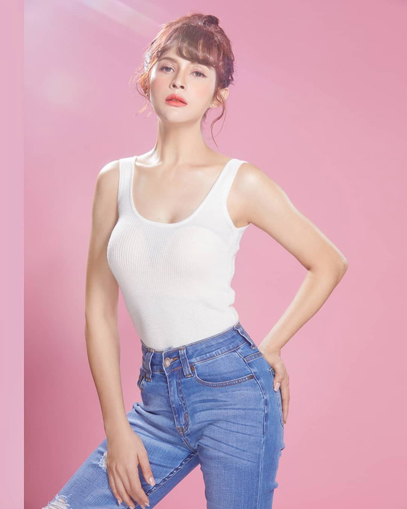 แอนนี่ บรู๊ค