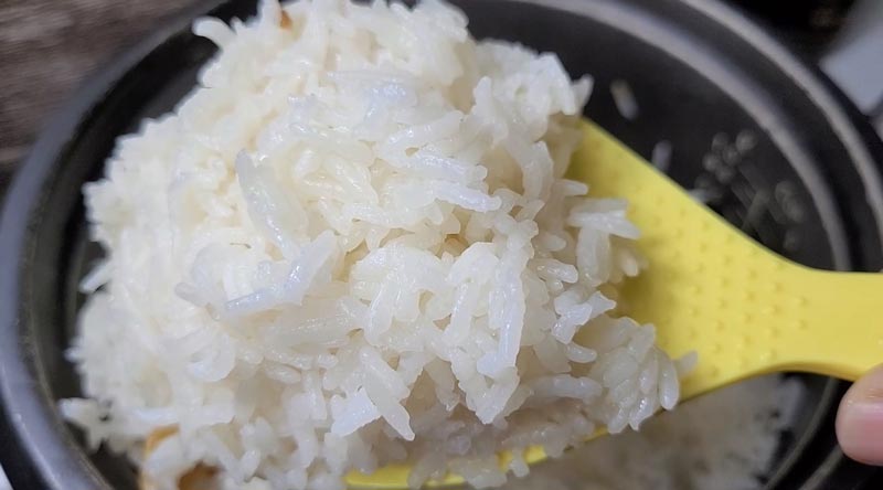 ข้าวมันไก่ หอมฟุ้งเม็ดข้าวเงางามสวย