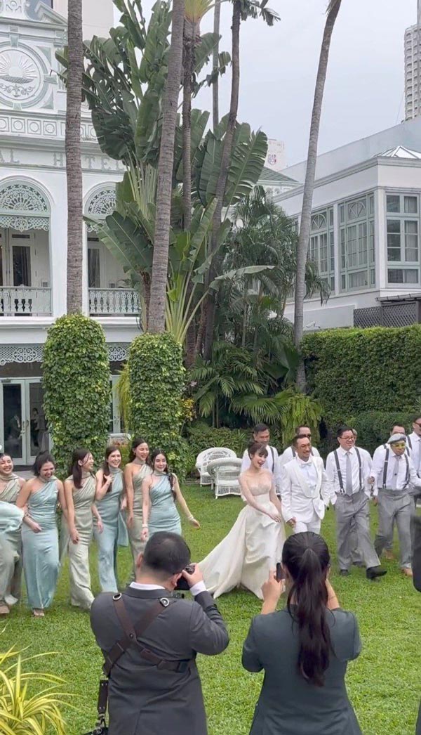 โจอี้ บอย แต่งงาน