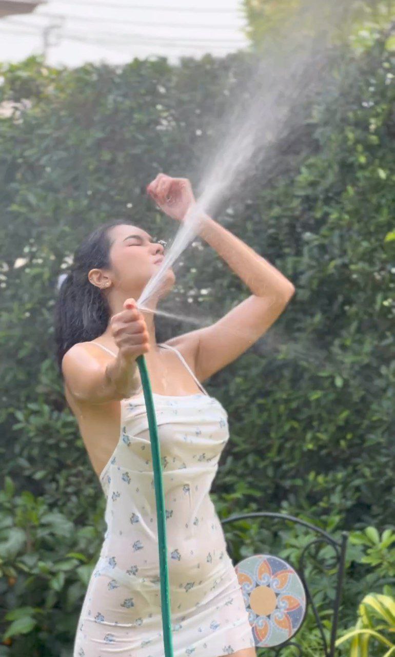 น้องแน๊ต เกศริน