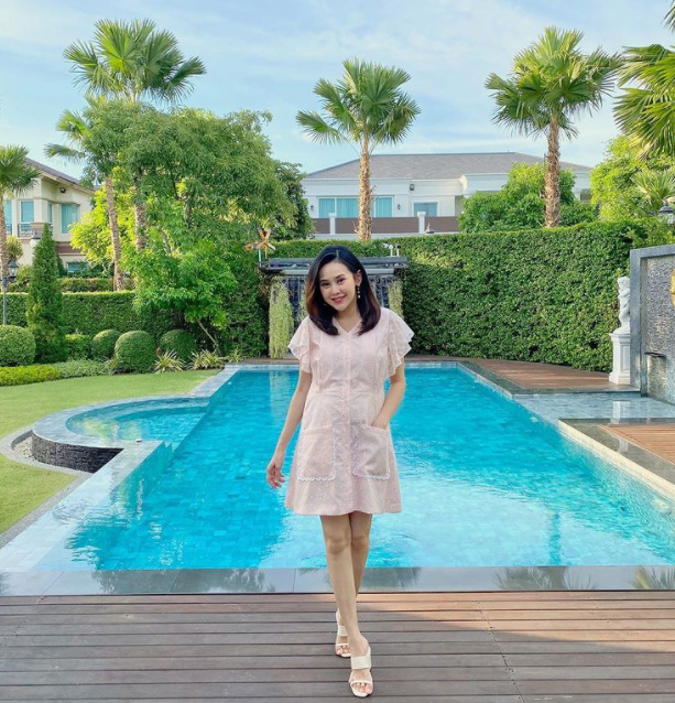 แยม ธมลพรรณ์