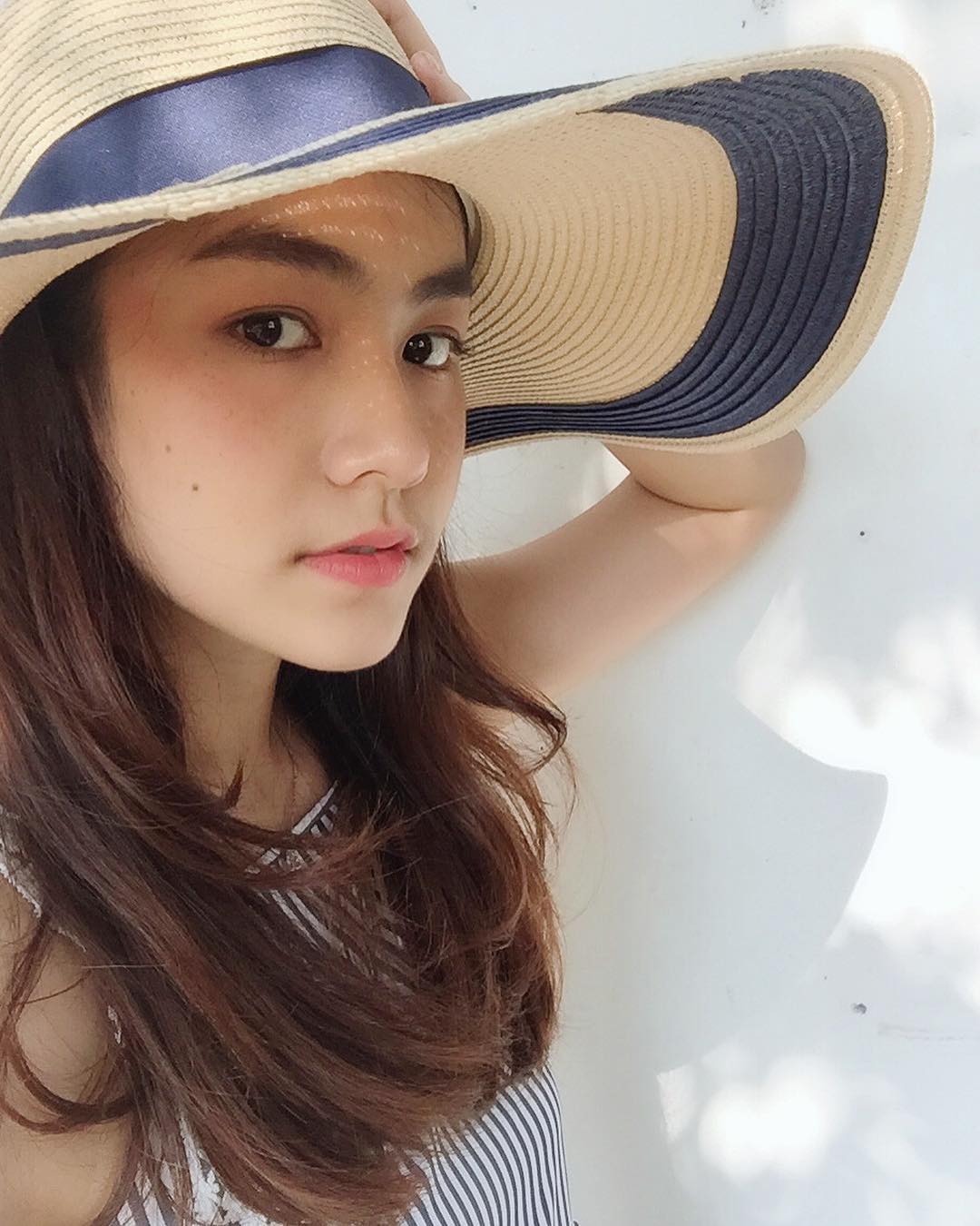 น้ำตาล เดอะสตาร์