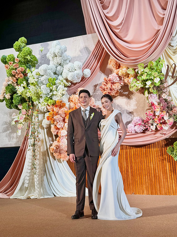 ชุดแต่งงาน มายด์ ลภัสลัล