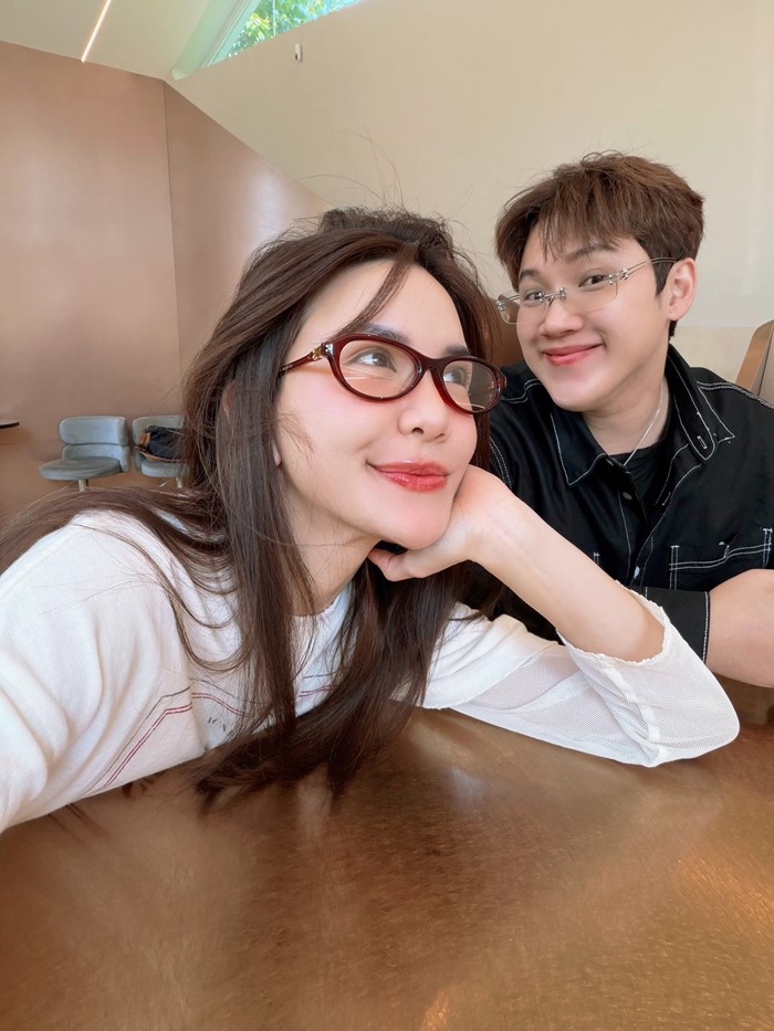  ดาว ณัฐภัสสร แกงส้ม ธนทัต