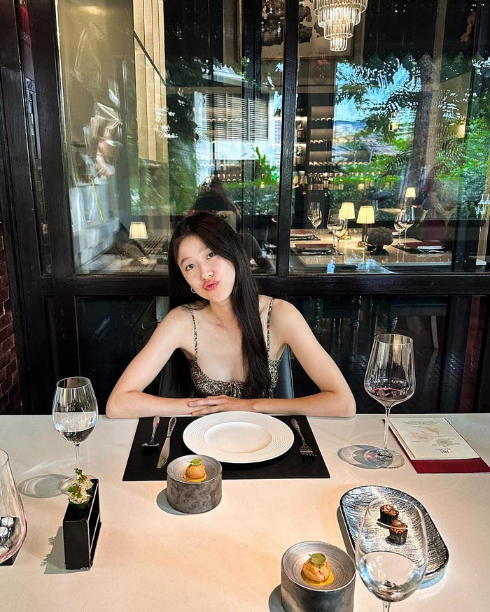 แก้ว จริญญา