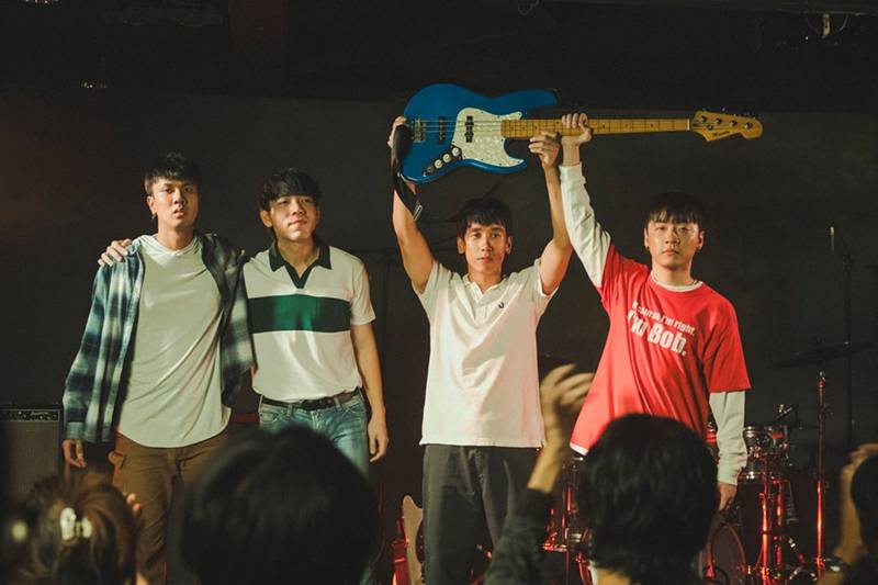 GMM Music - โอม Cocktail 