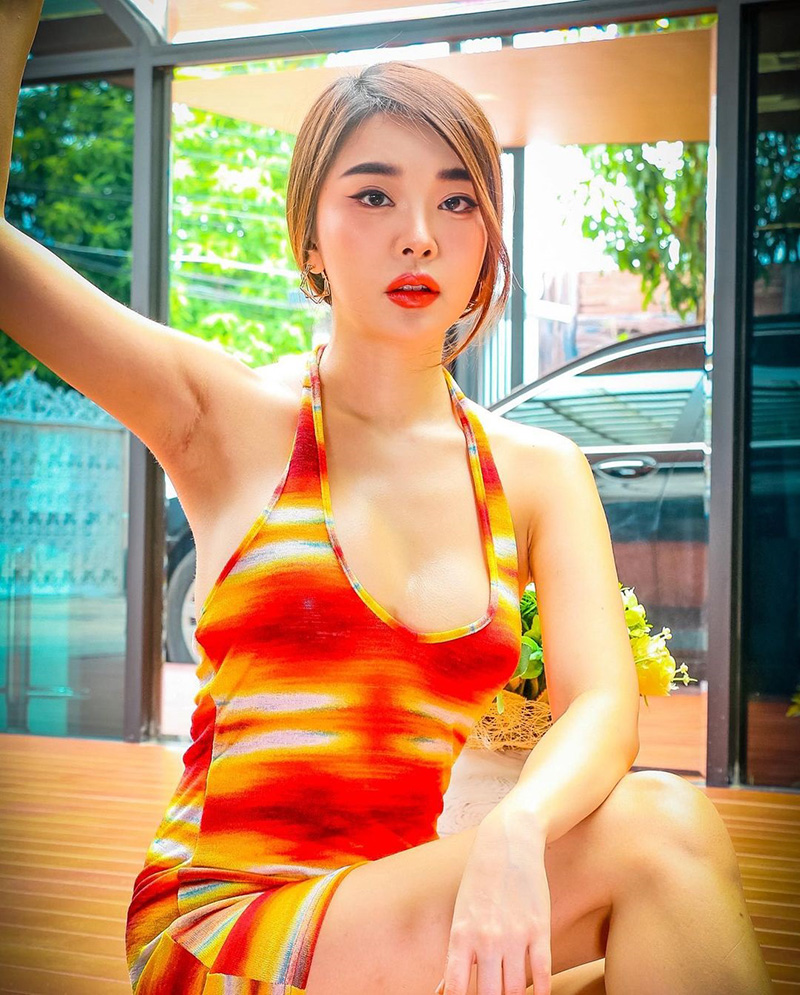 หญิงแย้ นนทพร