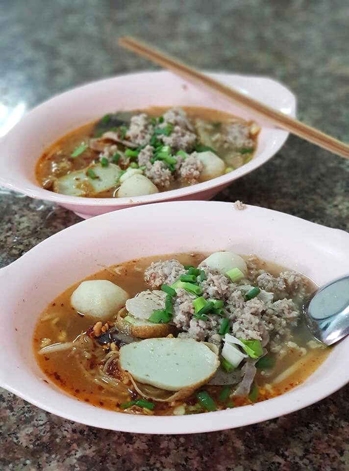 ร้านก๋วยเตี๋ยว กรุงเทพฯ
