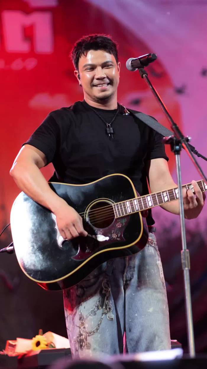 หนุ่ม กะลา หอบเงินล้านซื้อทอง 100 บาท