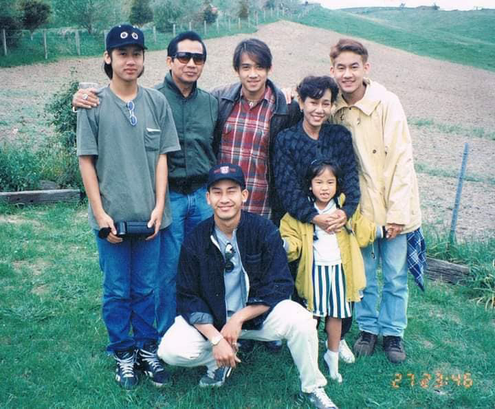 อุ้ม พรรษวุฒิ เมทะนี ประวัติทายาทนักแสดงดัง อดีตนักร้องและนักแสดงผู้ล่วงลับ