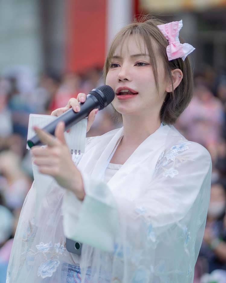 https://s359.kapook.com/pagebuilder/f7ca42ad-c64f-4f4d-902f-67f777290886.jpg
