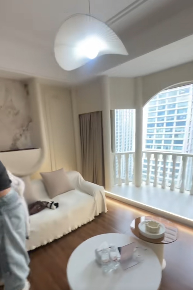 โรงแรมลับ