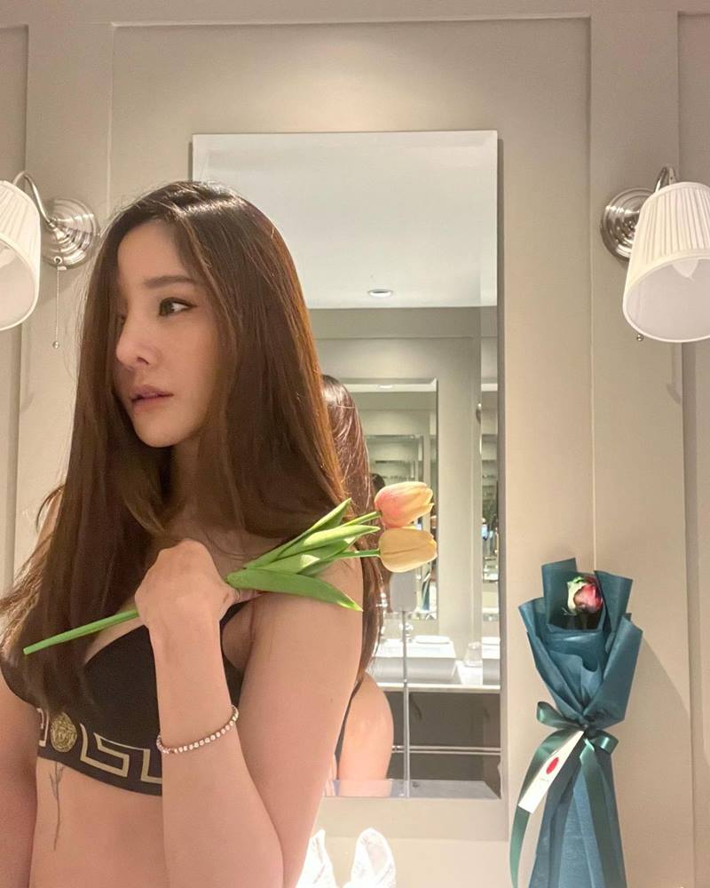 แตงโม นิดา