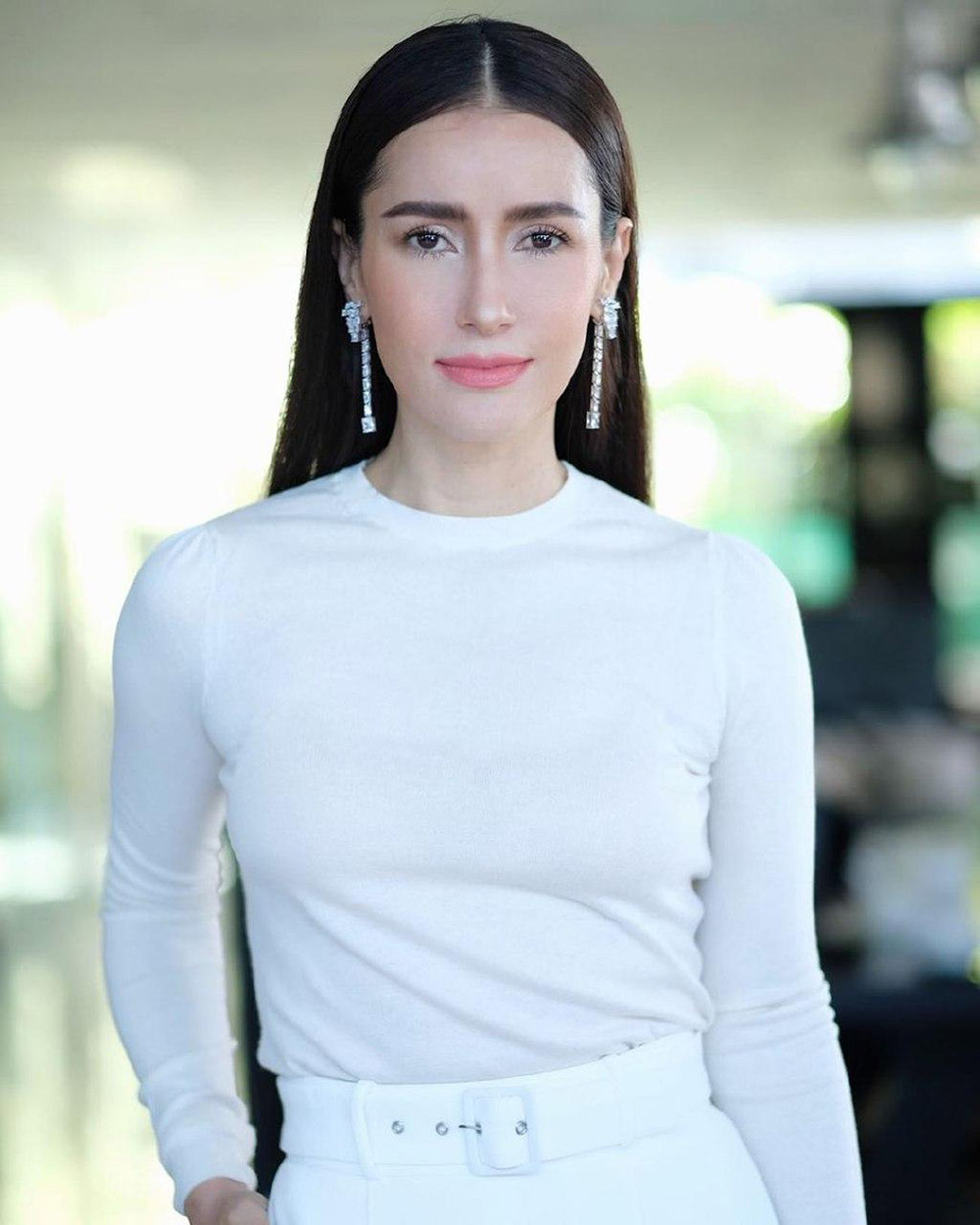 แอน ทองประสม ดาราลูกครึ่งหญิง