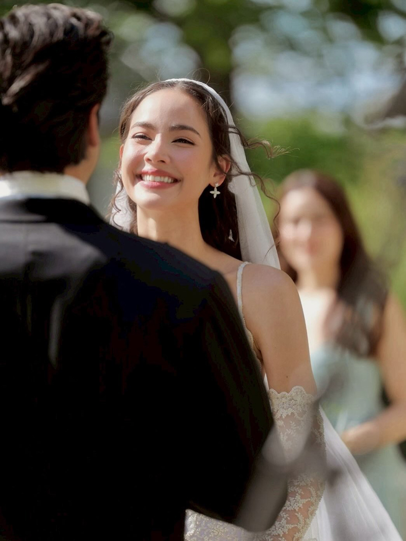 ญาญ่า อุรัสยา