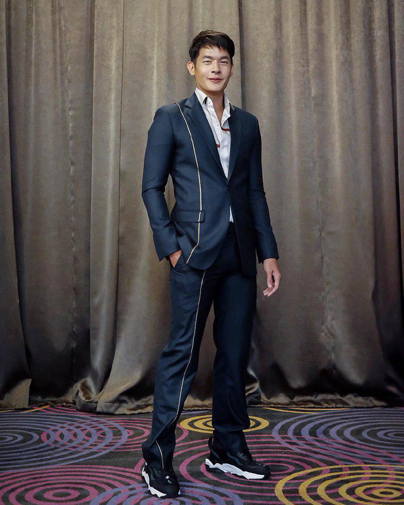 เพื่อน คณิน