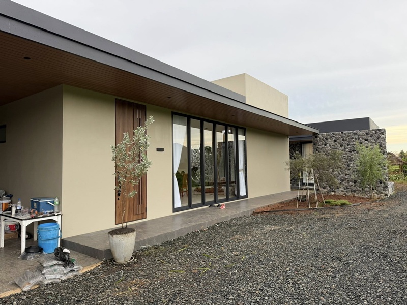 บ้านกลางทุ่งนา